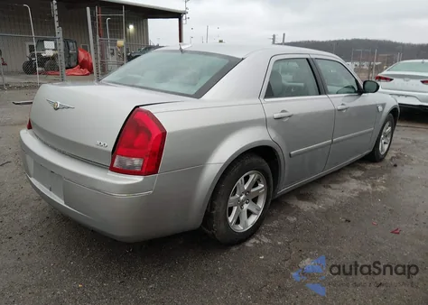 2006 Chrysler 300 from USA, damaged, VIN 2C3KA53G56H189104